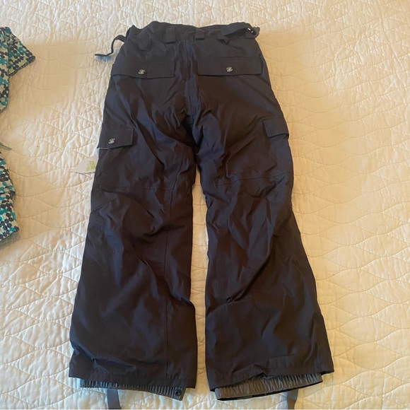 Girls FOURSQUARE size XS snowboard / ski pants - new w/tags - Picture 2 of 6